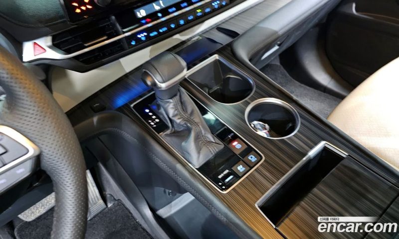 Toyota Sienna 2.5 Hybrid 2WD