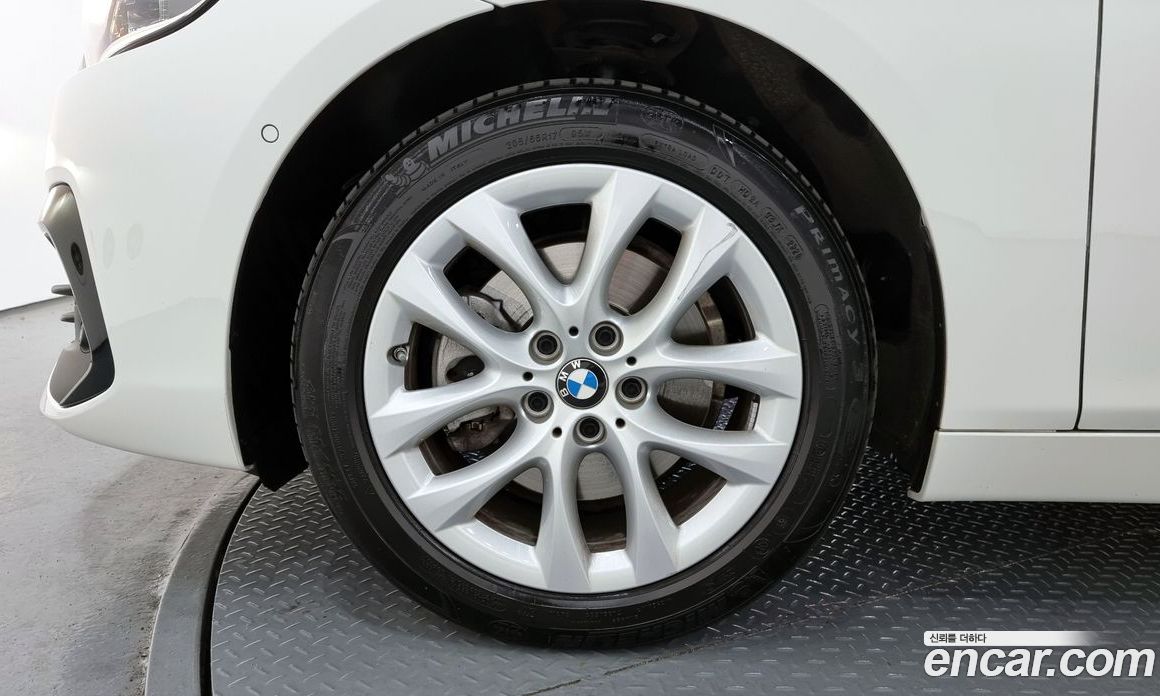 BMW 2-Series Advantage