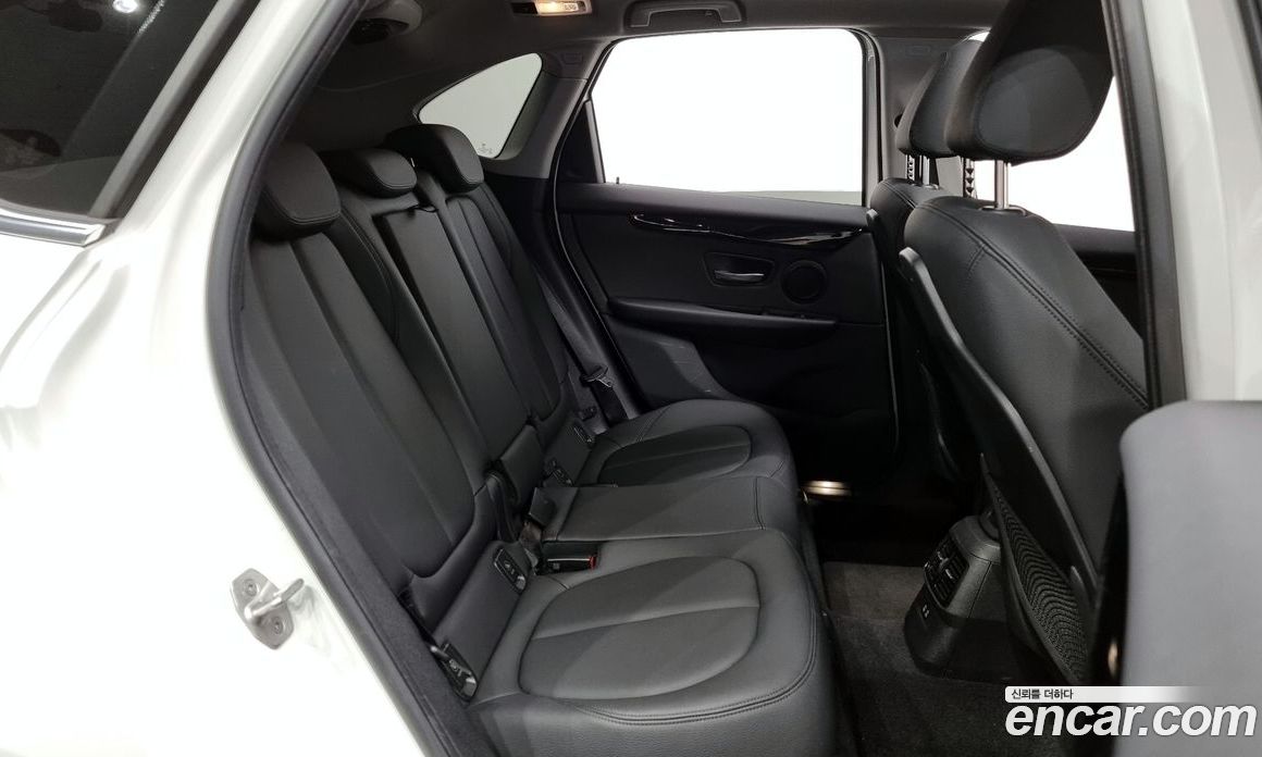 BMW 2-Series Advantage