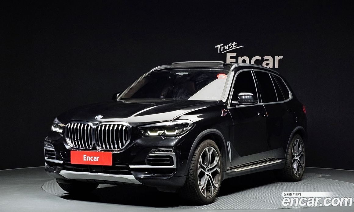 BMW X5 xDrive i40 xLine