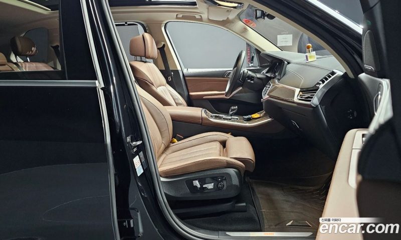 BMW X5 xDrive i40 xLine