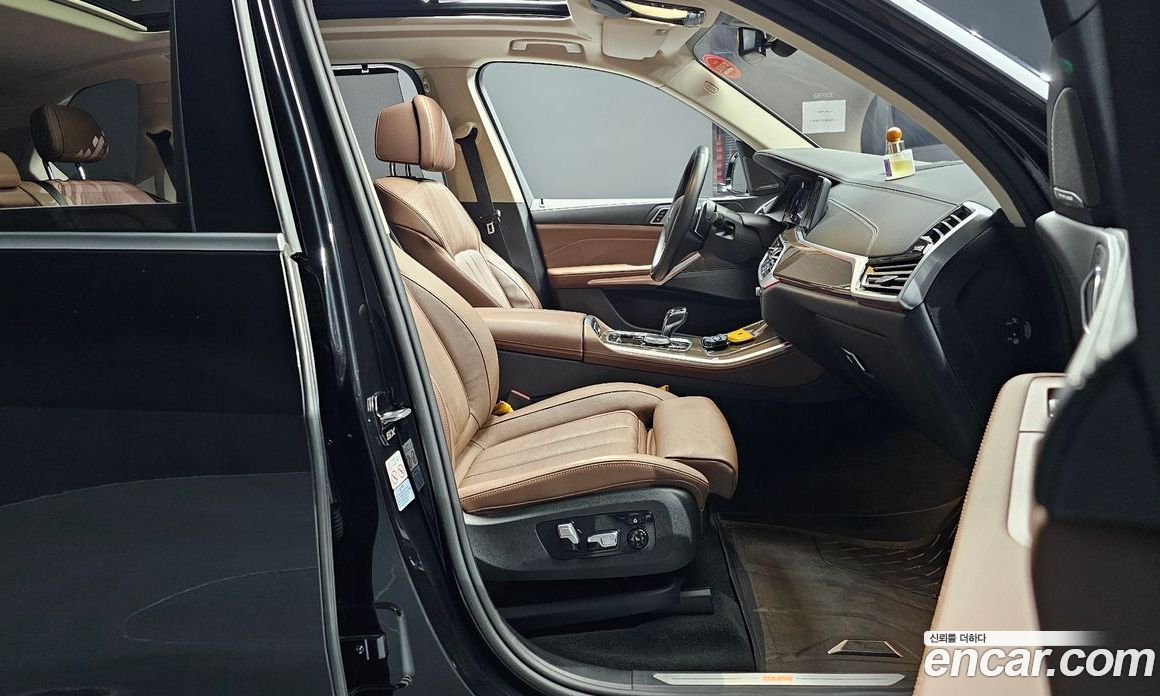 BMW X5 xDrive i40 xLine