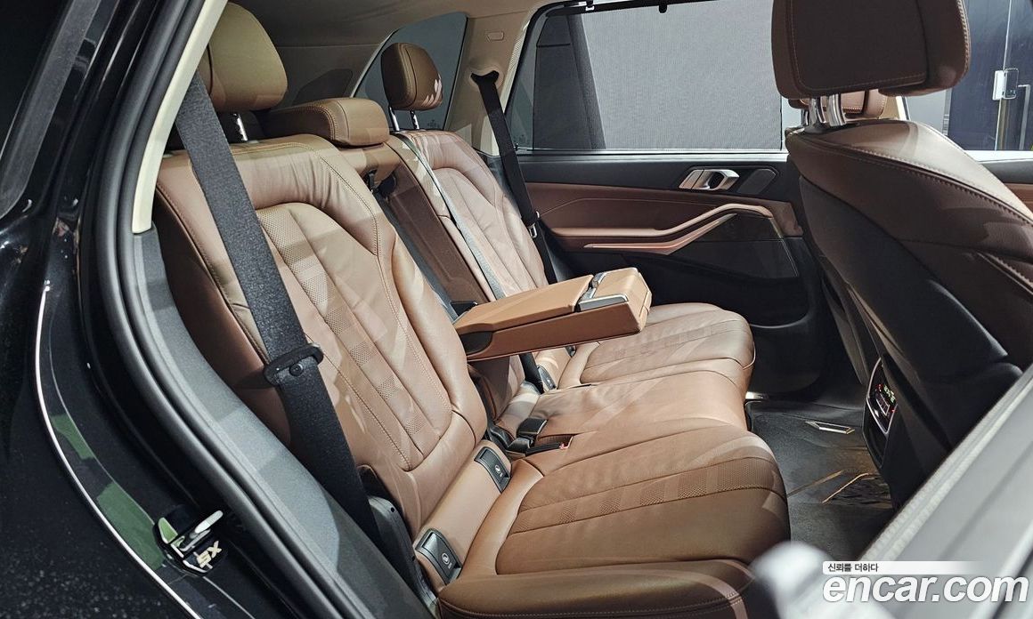 BMW X5 xDrive i40 xLine