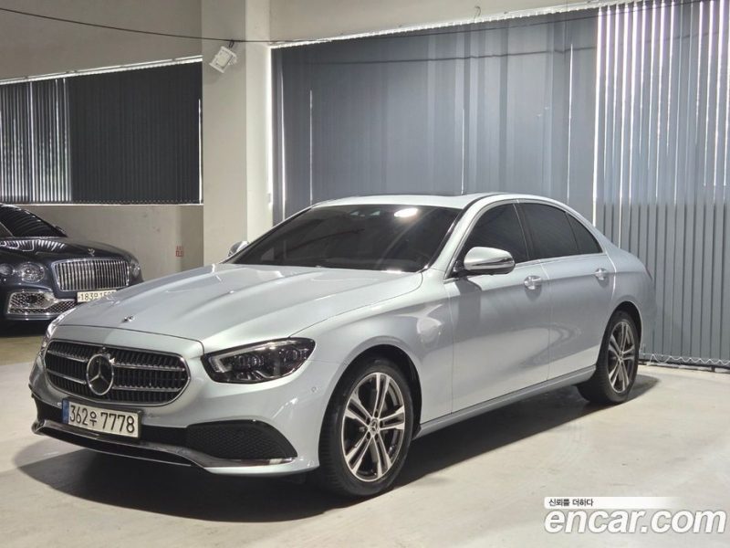 Mercedes Benz E-Class E350 4MATIC Avantgarde