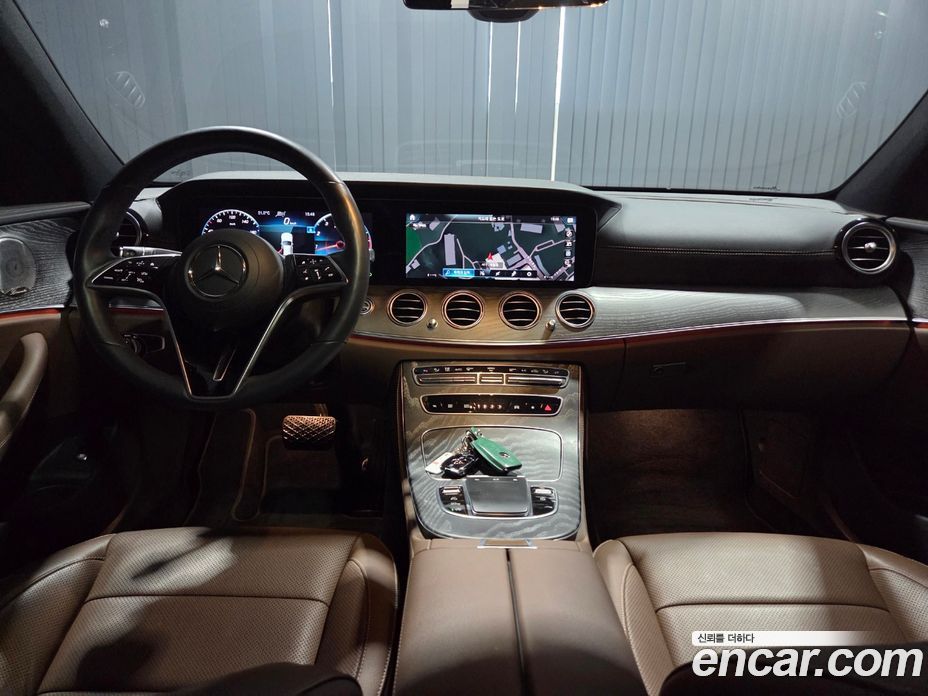 Mercedes Benz E-Class E350 4MATIC Avantgarde