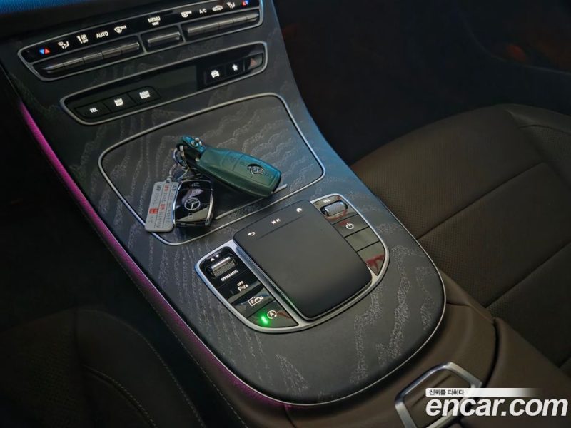 Mercedes Benz E-Class E350 4MATIC Avantgarde