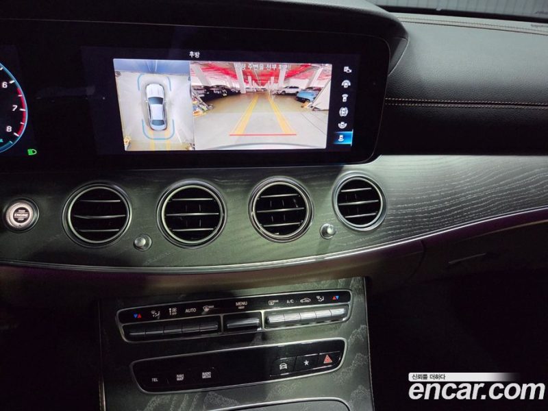 Mercedes Benz E-Class E350 4MATIC Avantgarde
