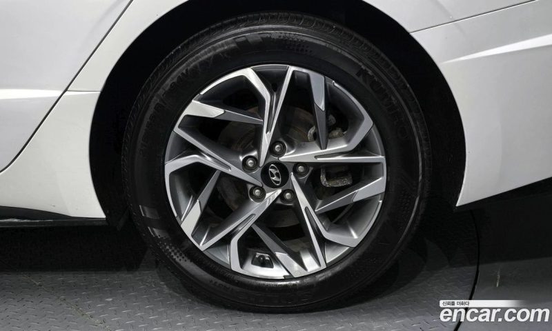Hyundai Sonata 2.0