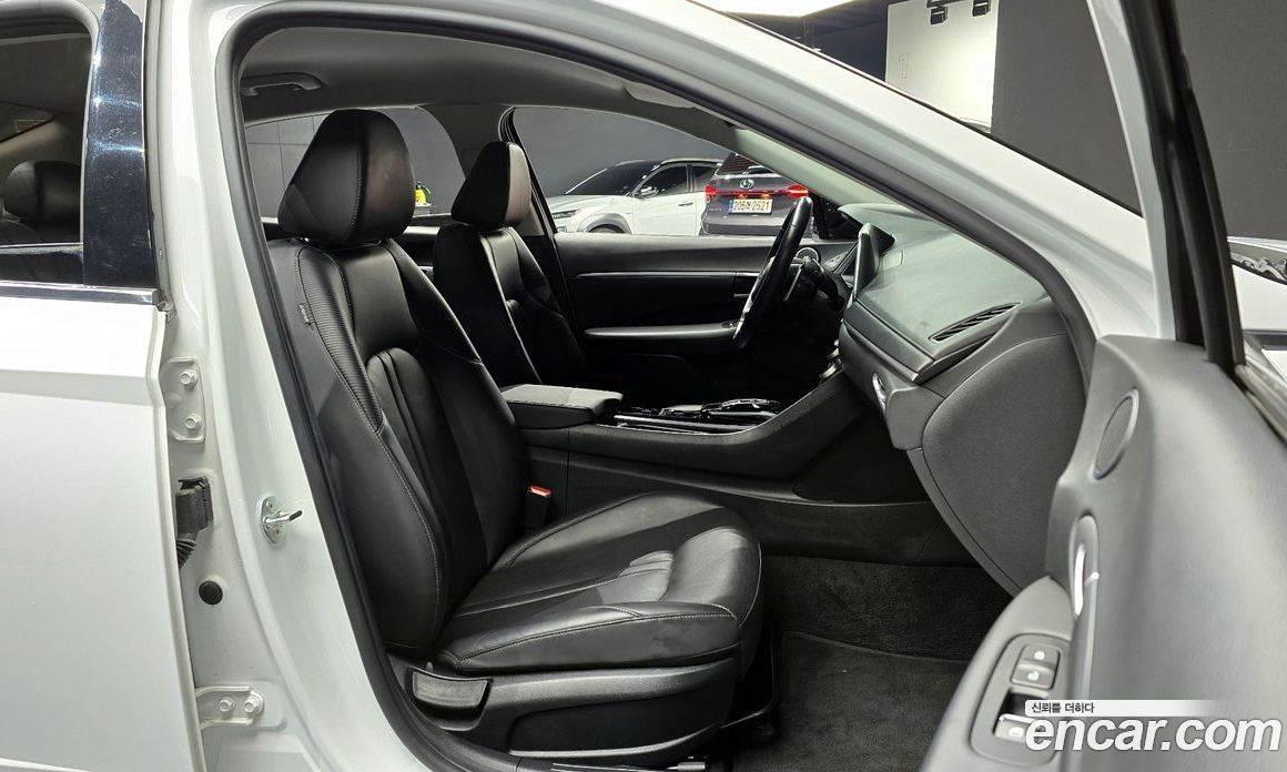 Hyundai Sonata 2.0