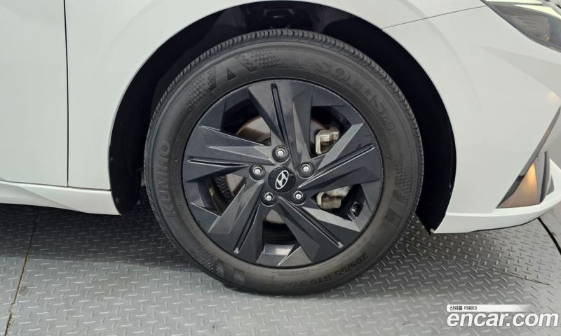 Hyundai Avante 1.6