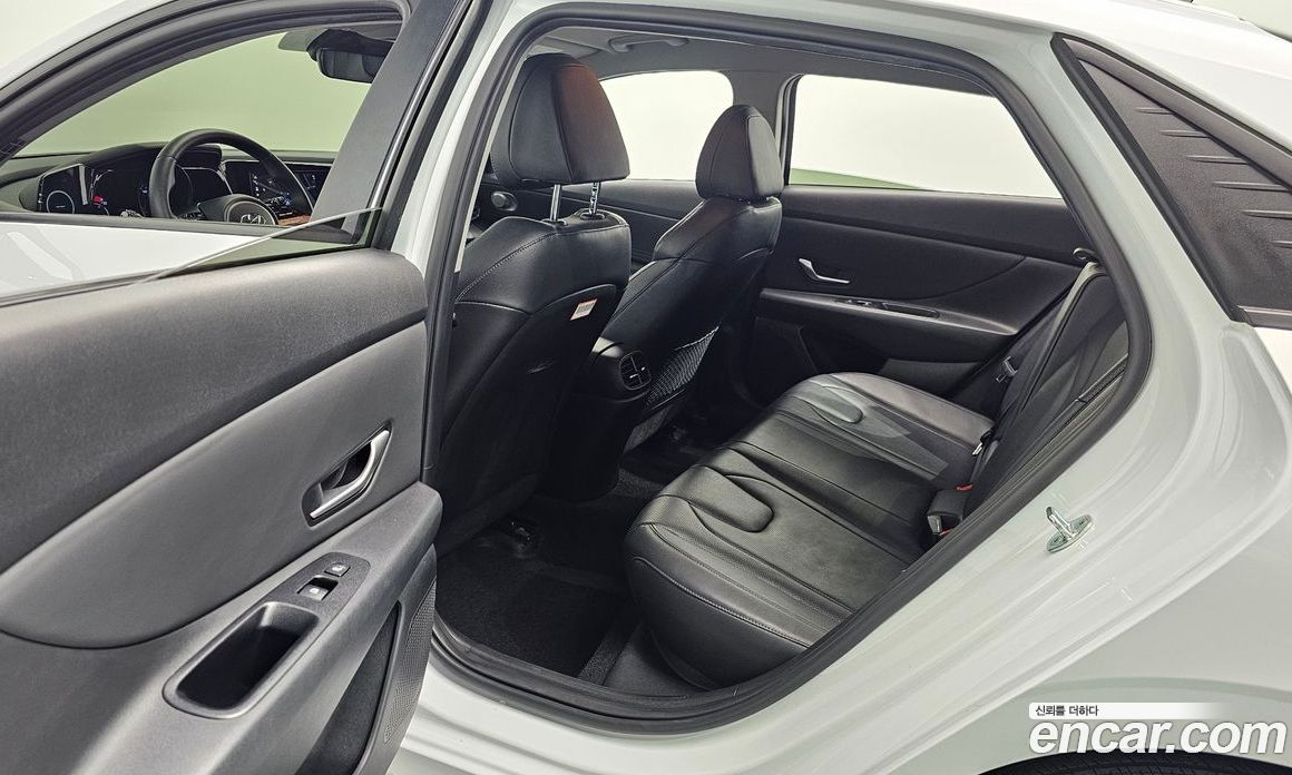 Hyundai Avante 1.6