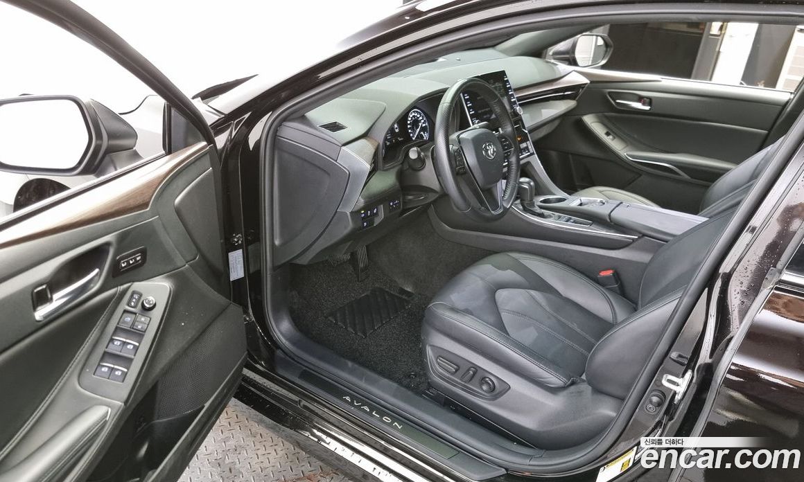 Toyota Avalon 2.5 Hybrid