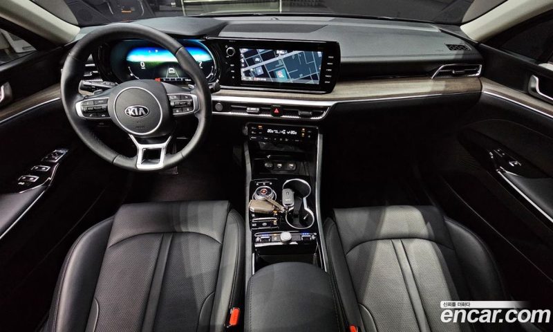 Kia K5 2.0
