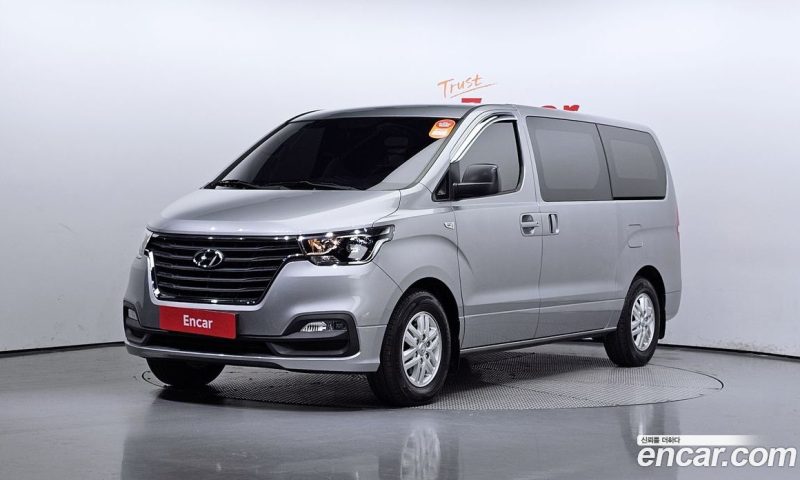 Hyundai Starex Van 3-Seater