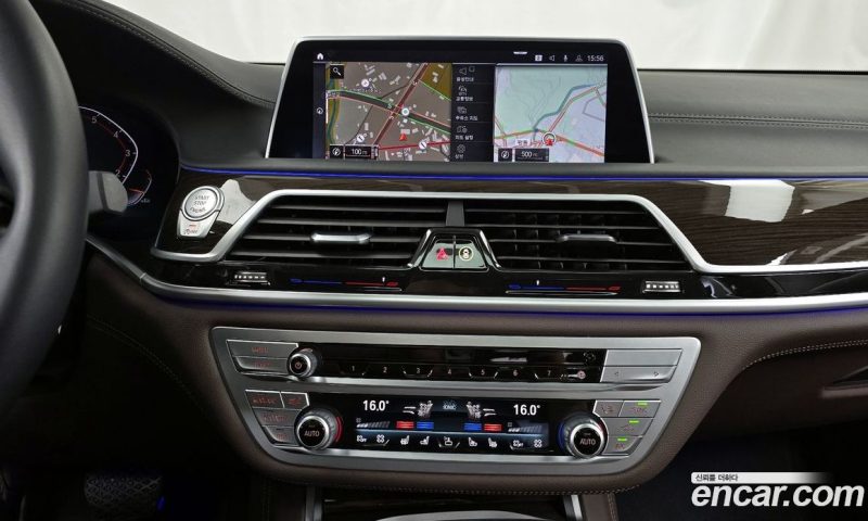 BMW 7-Series 740Li xDrive Design Pure Excellence