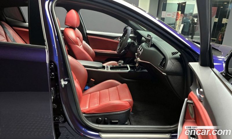 Kia Stinger 2.0 Turbo 2WD