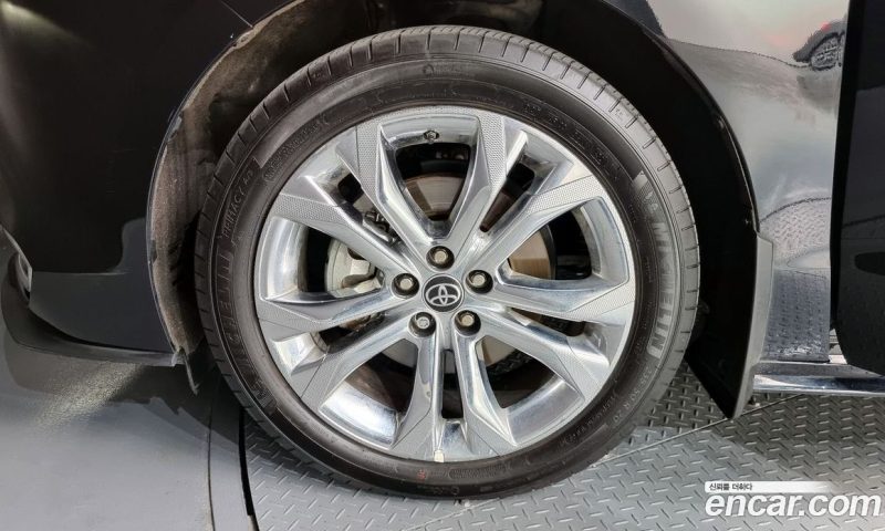 Toyota Sienna 2.5 Hybrid 2WD