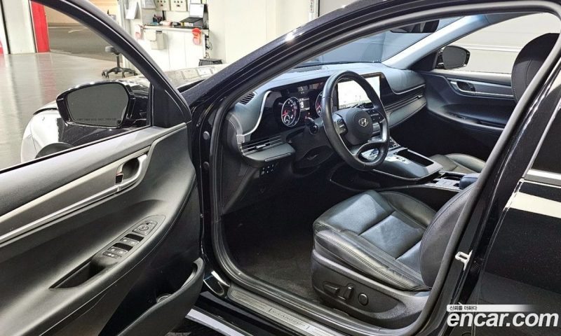 Hyundai Grandeur 2.5