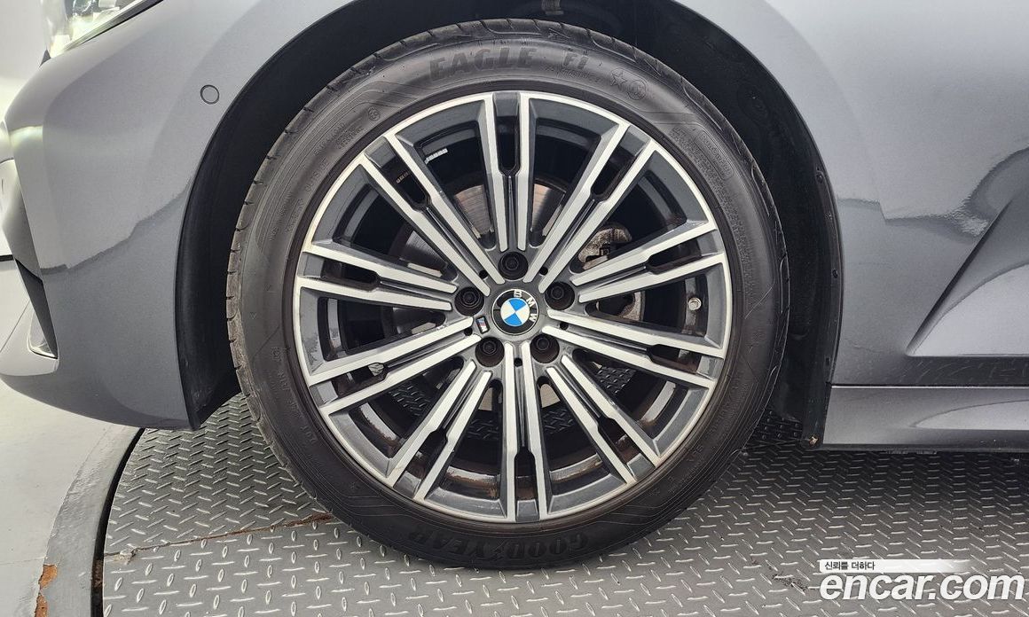 BMW 3-Series i320 M Sport