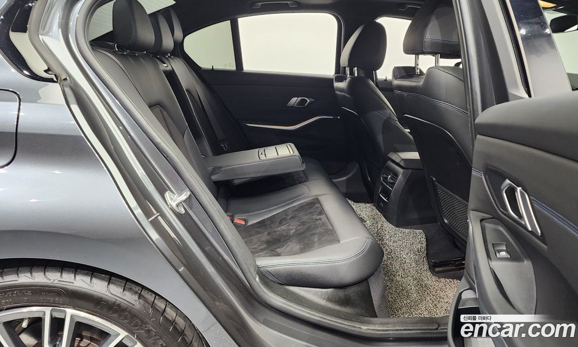 BMW 3-Series i320 M Sport