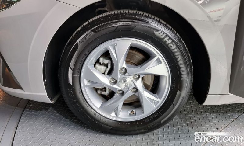 Hyundai Avante 1.6