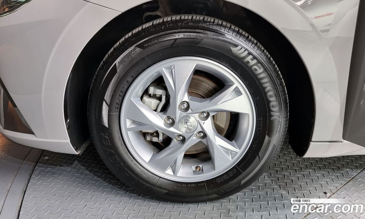 Hyundai Avante 1.6