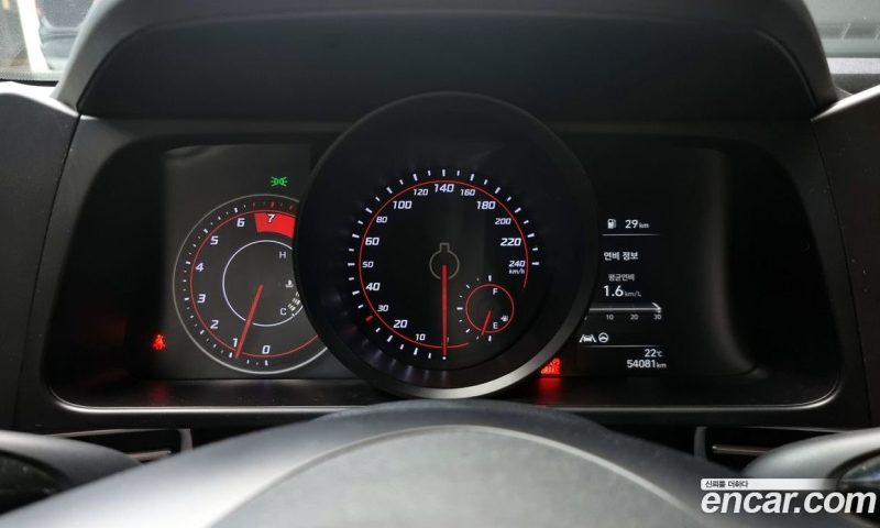 Hyundai Avante 1.6