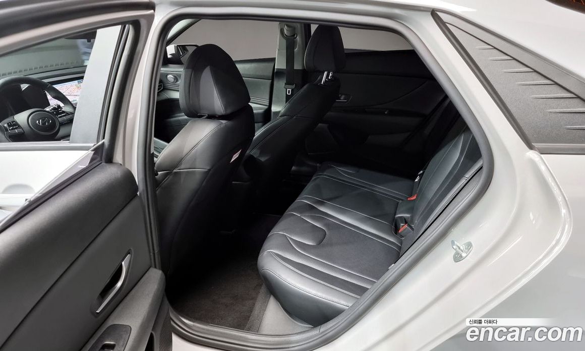 Hyundai Avante 1.6