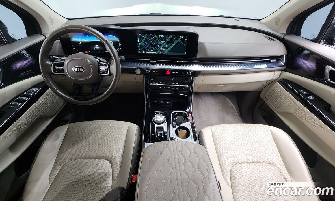 Kia Carnival 7-Seater Hi-Limousine