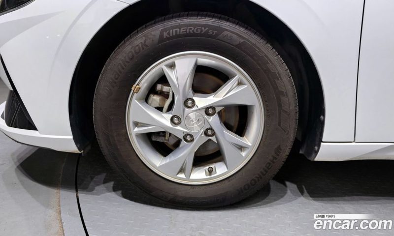 Hyundai Avante 1.6