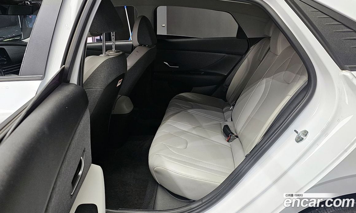 Hyundai Avante 1.6
