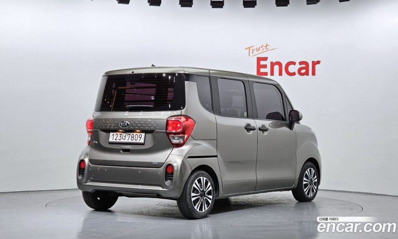 Kia Ray Van
