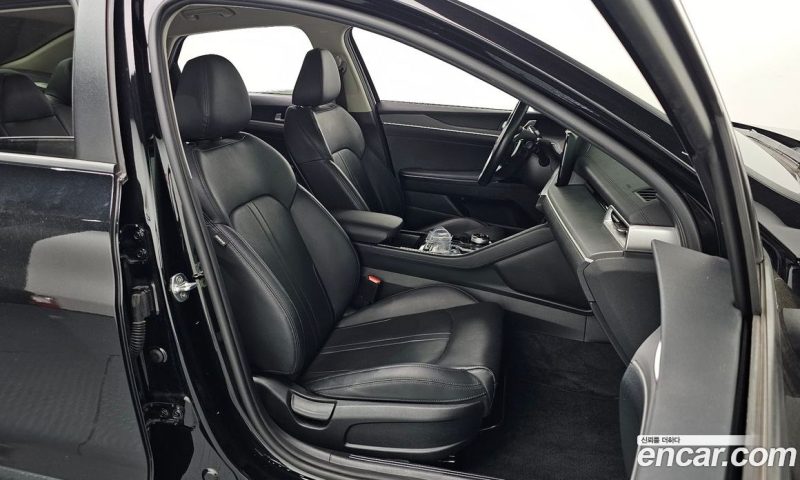 Kia K5 2.0