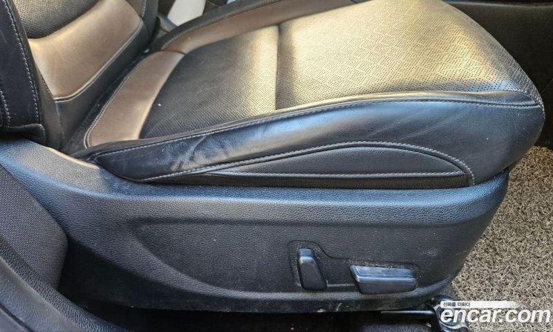 Kia Seltos Gasoline 1.6 Turbo 2WD