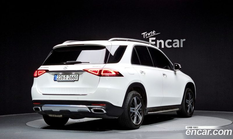 Mercedes Benz GLE-Class GLE300d 4MATIC