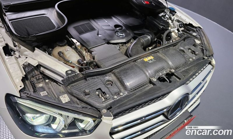 Mercedes Benz GLE-Class GLE300d 4MATIC
