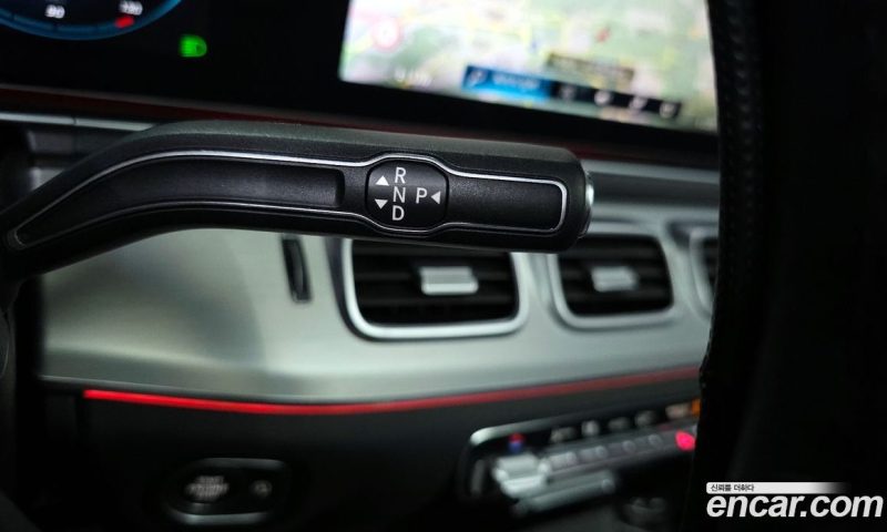 Mercedes Benz GLE-Class GLE300d 4MATIC