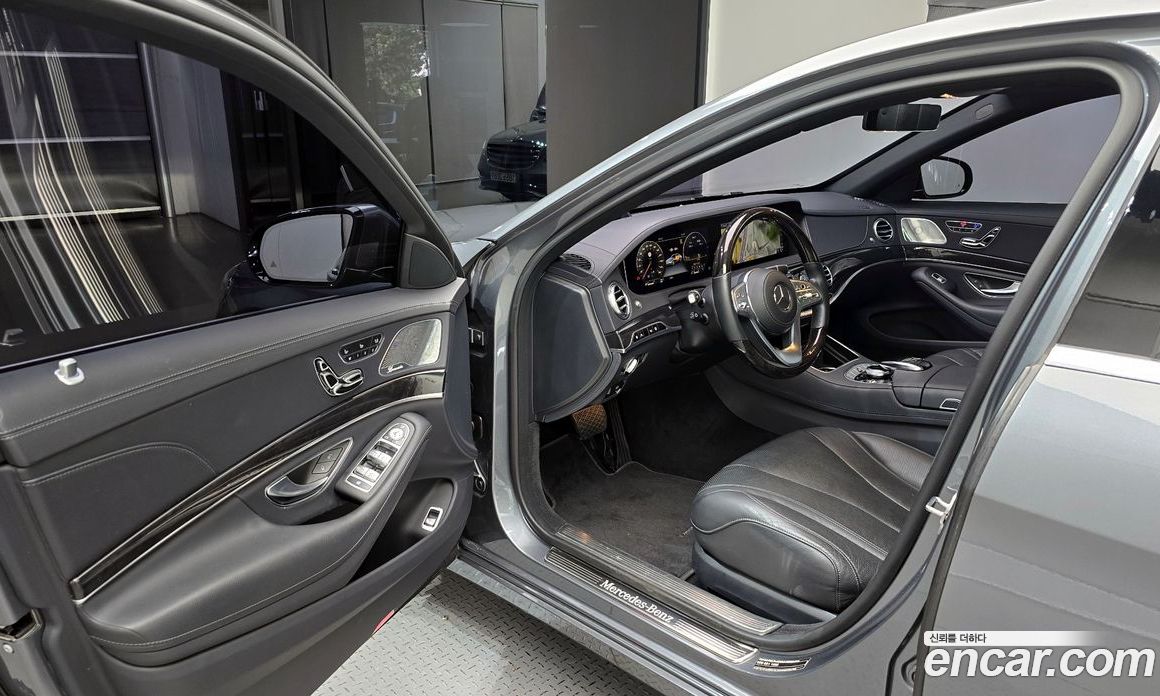 Mercedes Benz S-Class S350L