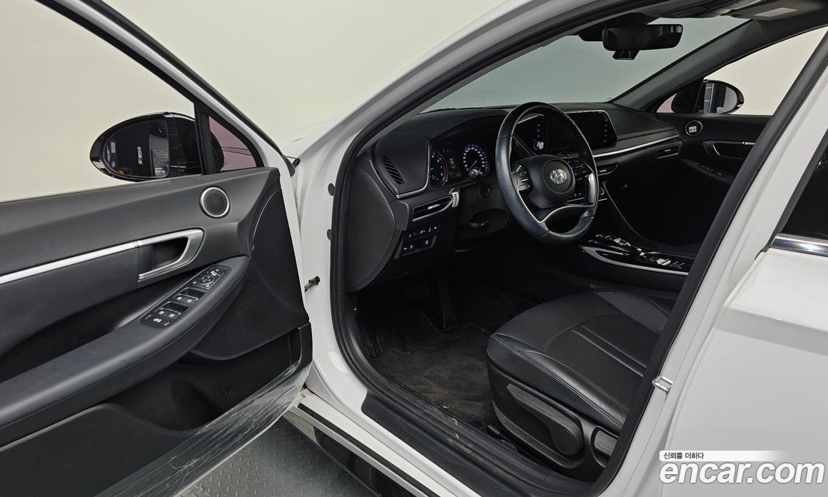 Hyundai Sonata 2.0