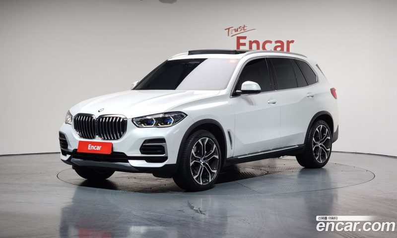 BMW X5 xDrive i40 xLine