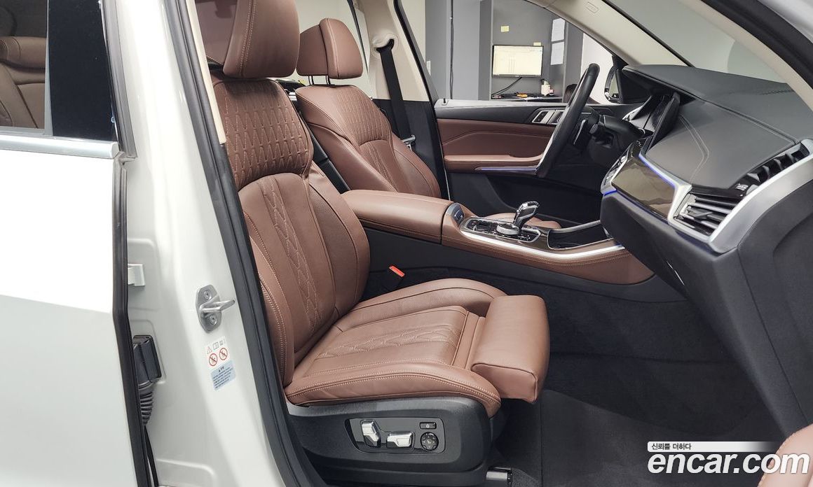 BMW X5 xDrive i40 xLine