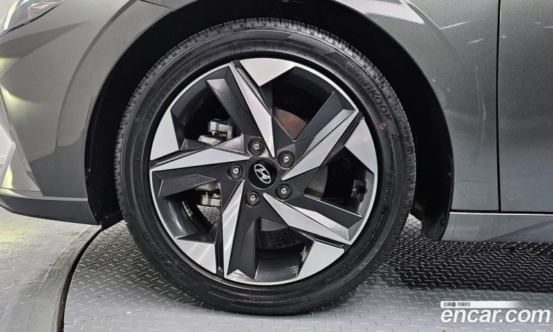 Hyundai Avante 1.6
