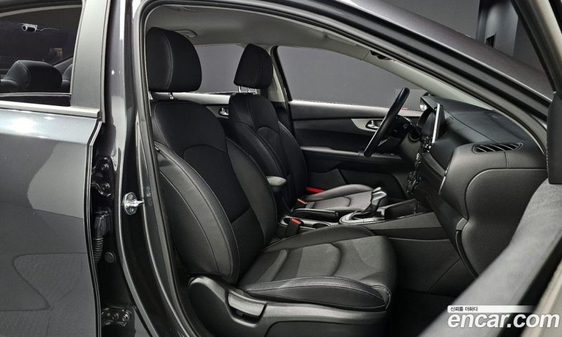 Kia K3 Standard