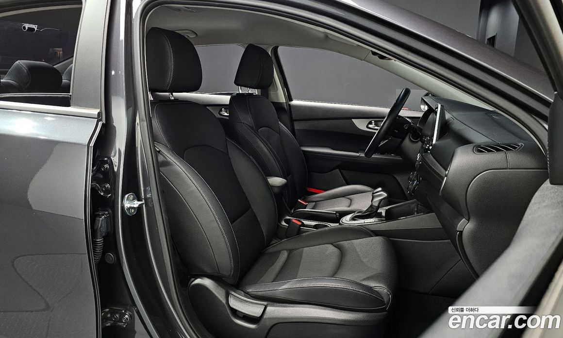 Kia K3 Standard