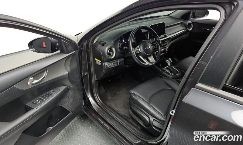 Kia K3 Standard