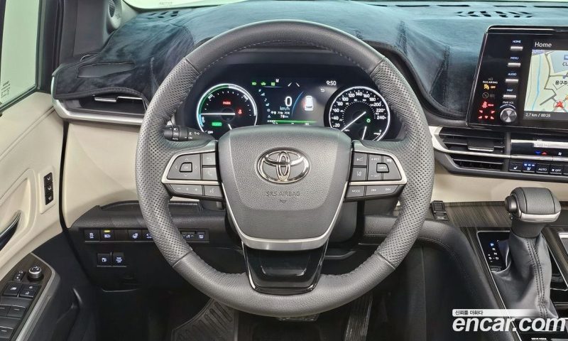 Toyota Sienna 2.5 Hybrid 2WD