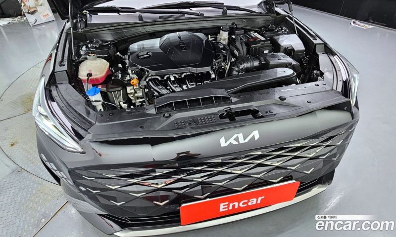 Kia K8 2.5 Gasoline 2WD