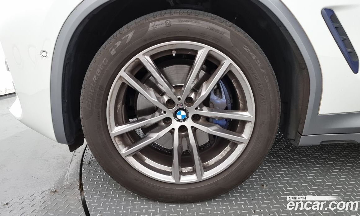 BMW X4 xDrive20i M Sports X Onlile Exclusive Edition