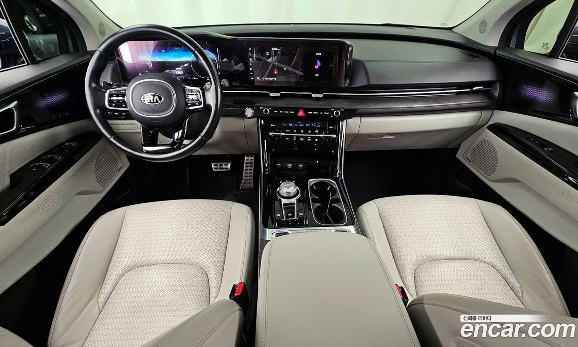 Kia Carnival 9-Seater Signature