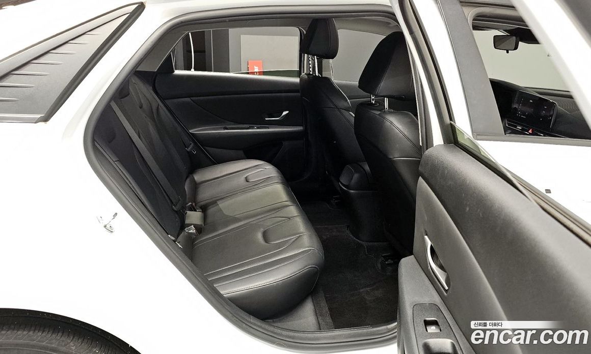 Hyundai Avante 1.6